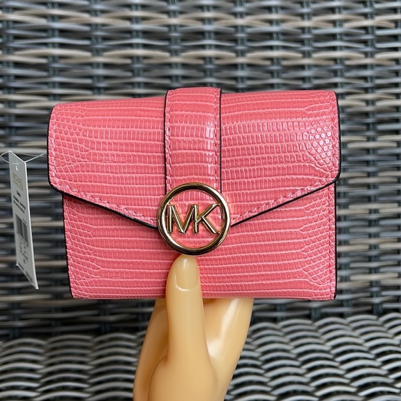 MICHAEL KORS CARMEN MEDIUM FLAP LOGO BIFOLD WALLET GRAPEFRUIT - Picture 14 of 16